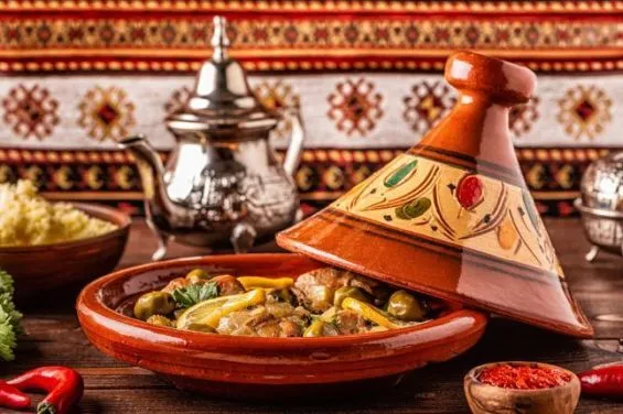 




مهارات مغربية تحصد مجموعة من الجوائز في مسابقة دولية لفنون الطهي والحلويات بتونس


