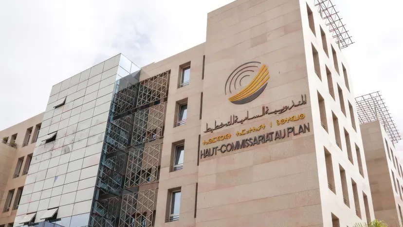 




متوسط الدخل السنوي للأسر يبلغ 89.170 درهم على المستوى الوطني 


